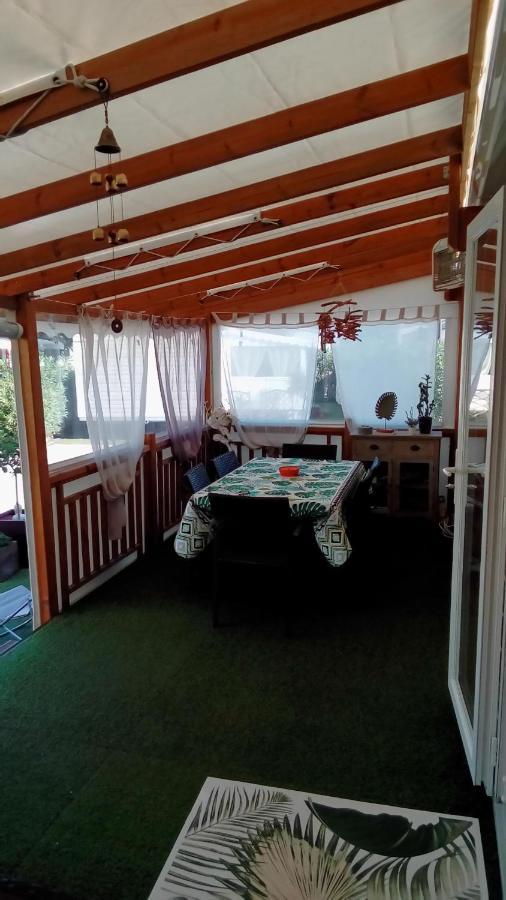 ホテルCamping Le Montourey Azur 78 Fréjus エクステリア 写真