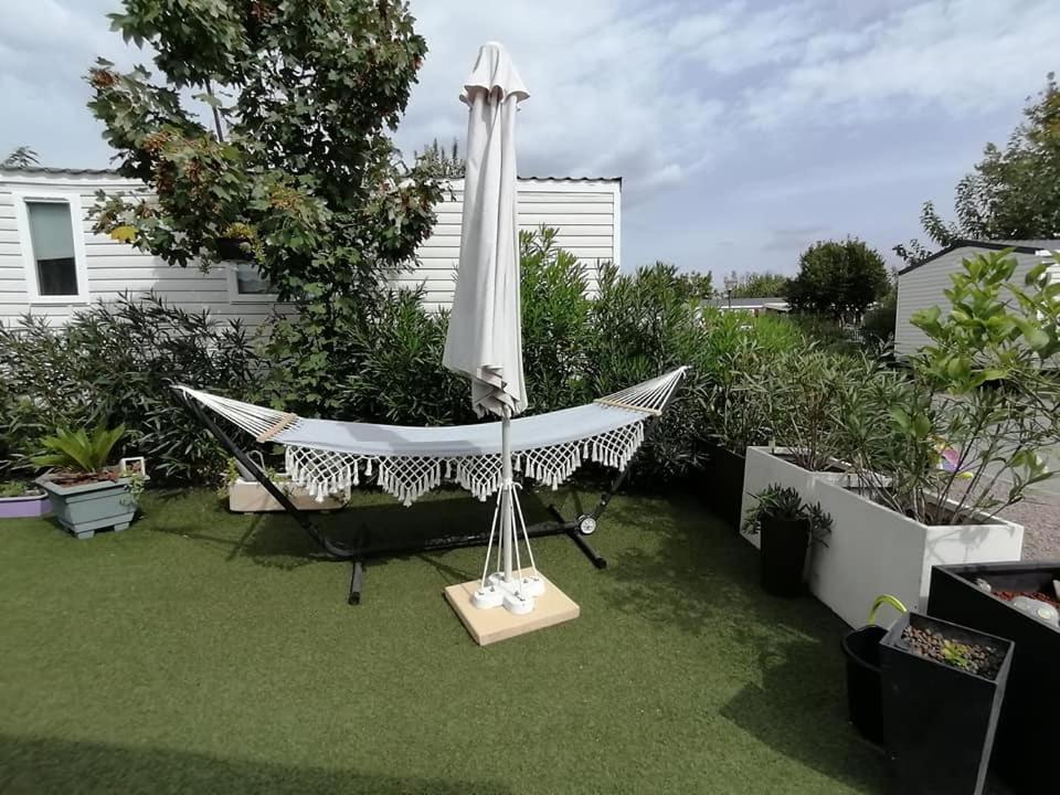 ホテルCamping Le Montourey Azur 78 Fréjus エクステリア 写真
